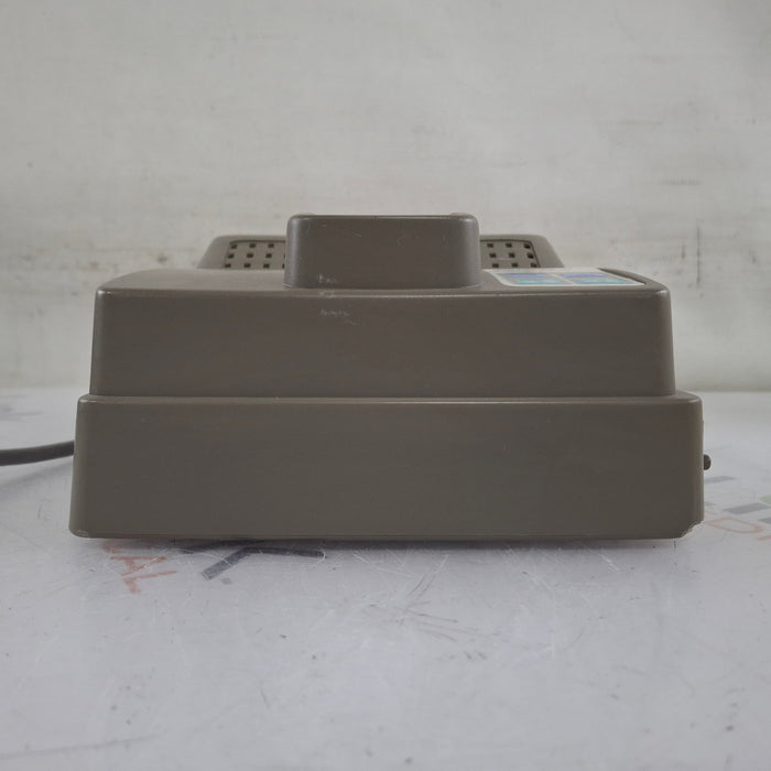 Nikon Righton Retinomax K-Plus 2 Handheld Keratometer / Refractometer