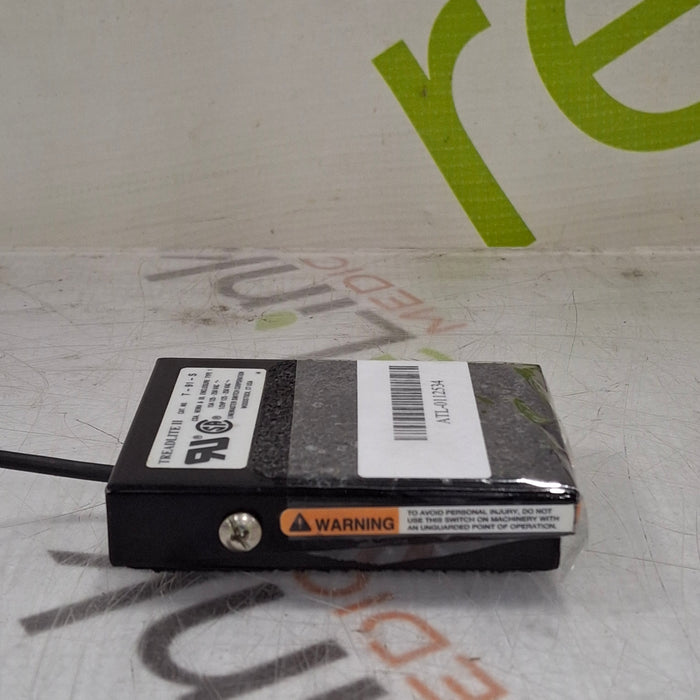 Linemaster Switch Corporation Linemaster Switch Corporation Treadlite II T-91 Footswitch Surgical Equipment reLink Medical