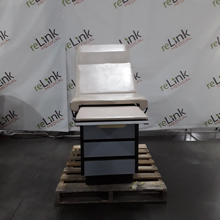 Midmark Midmark Ritter 100 Exam Table Exam Chairs / Tables reLink Medical