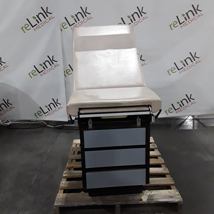 Midmark Midmark Ritter 100 Exam Table Exam Chairs / Tables reLink Medical