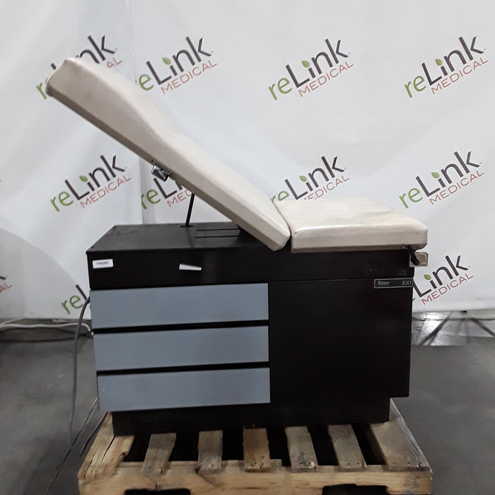 Midmark Midmark Ritter 100 Exam Table Exam Chairs / Tables reLink Medical