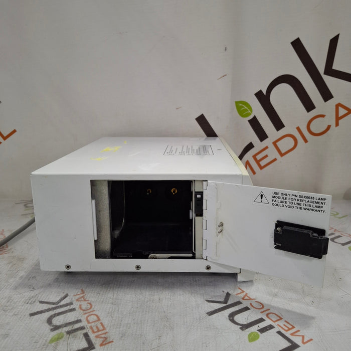 Sunoptics Surgical S300T Titan Light Source