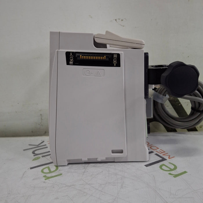 CareFusion CareFusion Alaris 8015 Small Screen POC Infusion Pump Infusion Pump reLink Medical