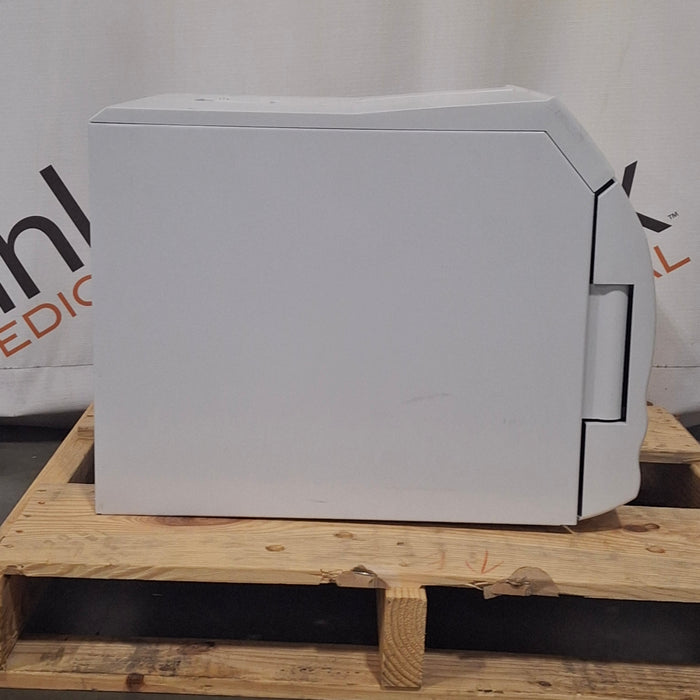 Midmark M11-042 UltraClave Autoclave Sterilizer