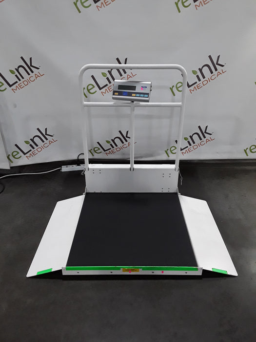 Tanita 4801 Folding Dual Ramp Wheelchair Scale