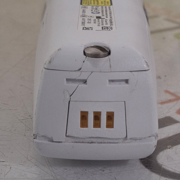 AccuVein AccuVein AV400 UV Light Vein Finder Surgical Equipment reLink Medical