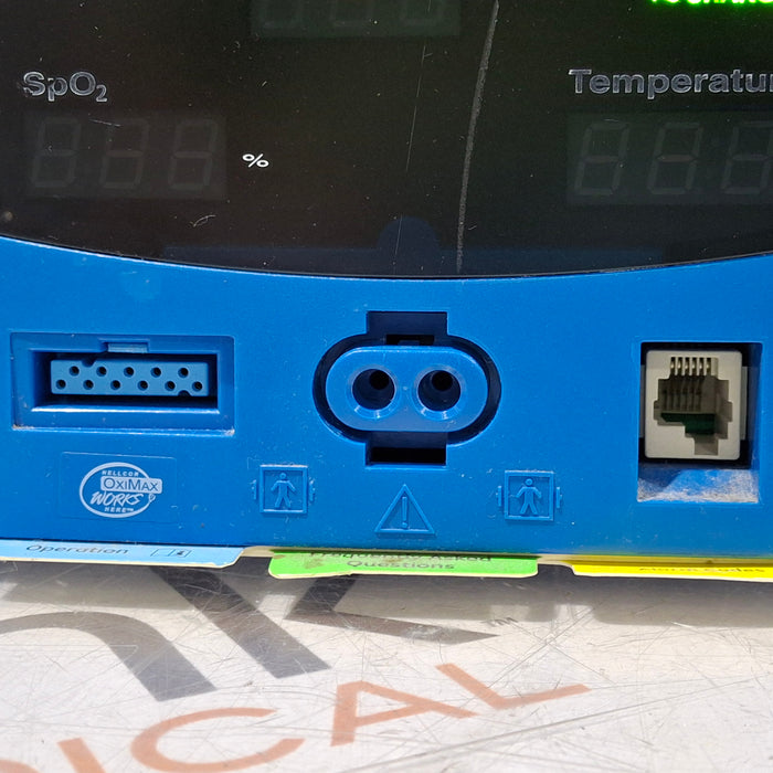 GE Healthcare GE Healthcare Dinamap V100 - NIBP, SpO2, Temp Vital Signs Monitor Patient Monitors reLink Medical