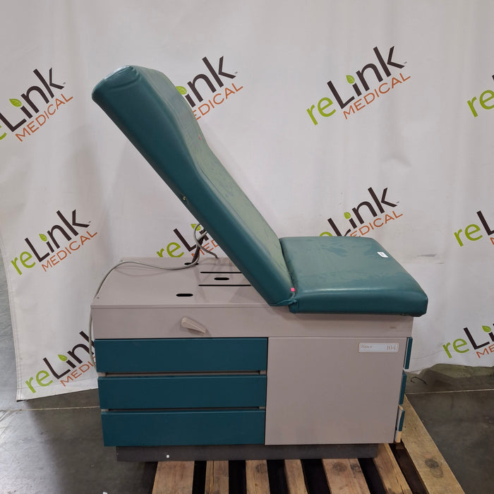 Ritter 104 Exam Table