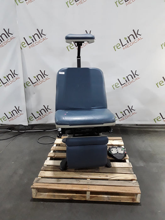 Midmark Midmark 411 Power Exam Table Exam Chairs / Tables reLink Medical