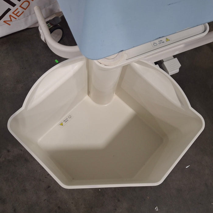 Draeger Medical Draeger Medical Isolette 8000 Incubator Infant Warmers and Incubators reLink Medical