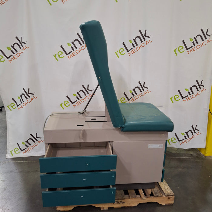 Midmark Midmark Ritter Model 104 Exam Table Exam Chairs / Tables reLink Medical