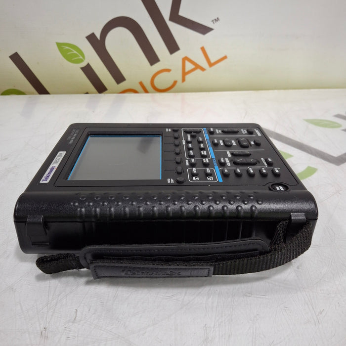 Tektronix Tektronix TekScope THS720A Digital Real-Time Scope Test Equipment reLink Medical