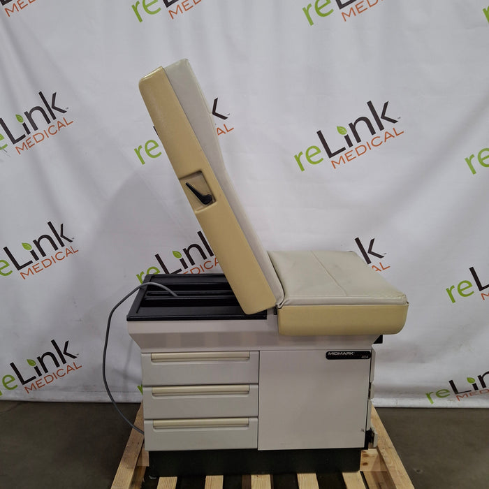 Midmark Midmark 404 Exam Table Exam Chairs / Tables reLink Medical