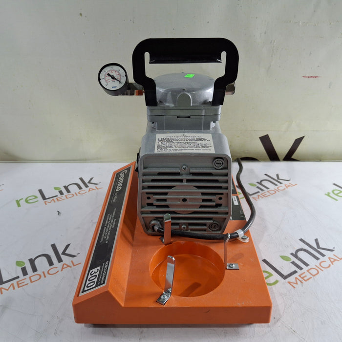 Gomco 300 Tabletop Aspirator