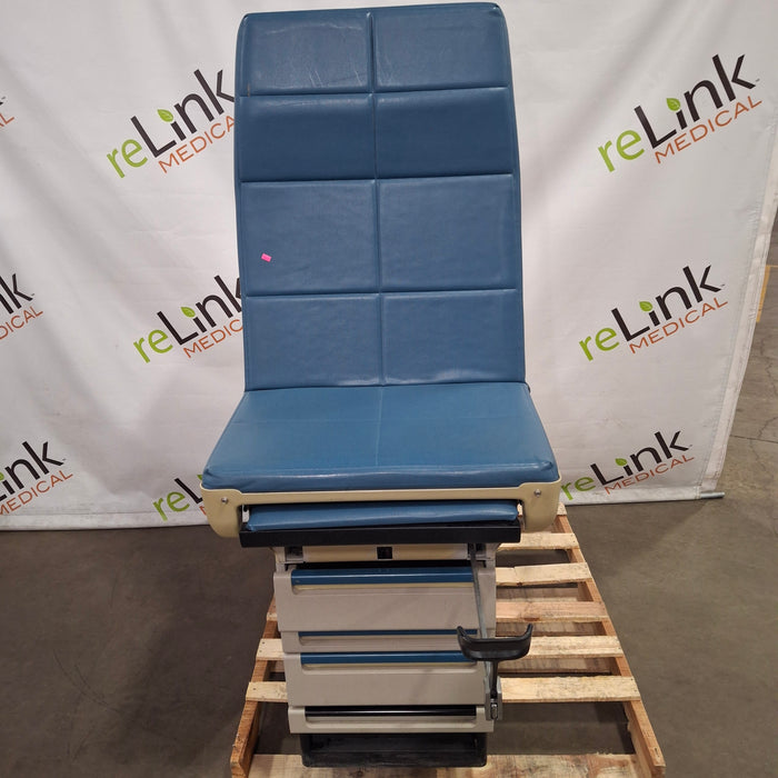 Midmark Midmark 404 Exam Table Exam Chairs / Tables reLink Medical