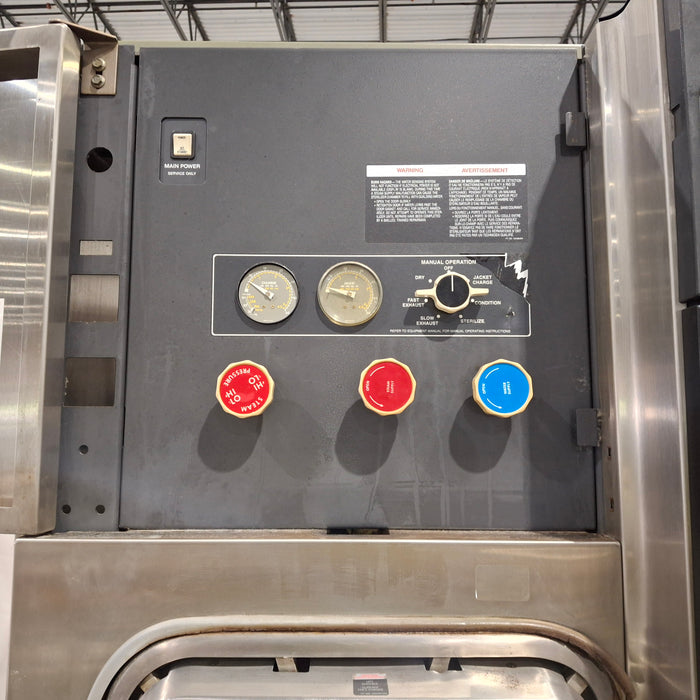 Steris Amsco Model 3013 Steam Sterilizer