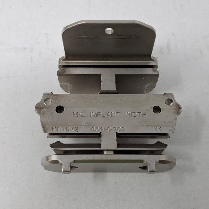 Stryker Triathlon AR Cutting Block Instruments