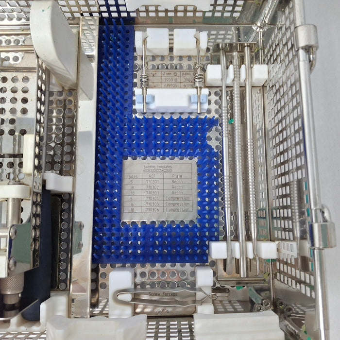 Stryker Hoffmann II MRI External Fixation System