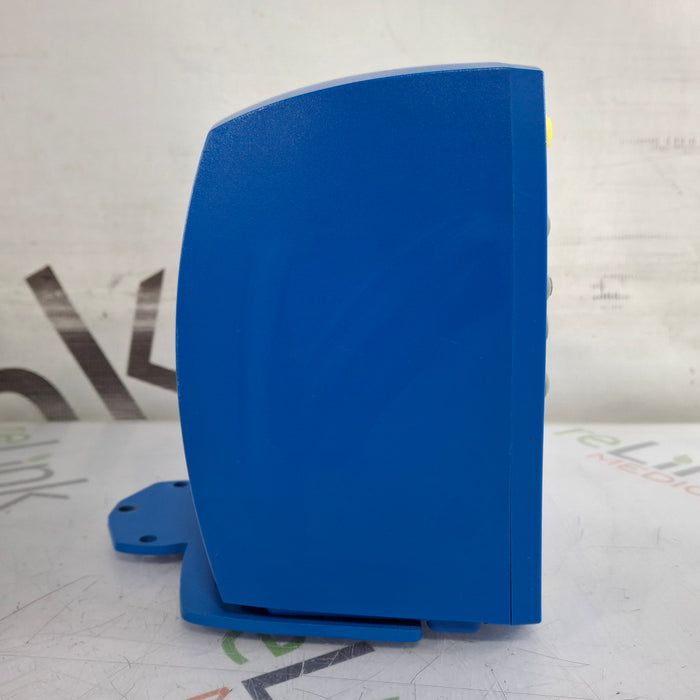 GE Healthcare Dinamap V100 - NIBP, SpO2, Temp Vital Signs Monitor