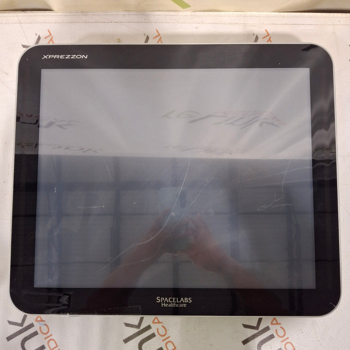 Spacelabs Healthcare 94267 Flat Panel Patient Monitor