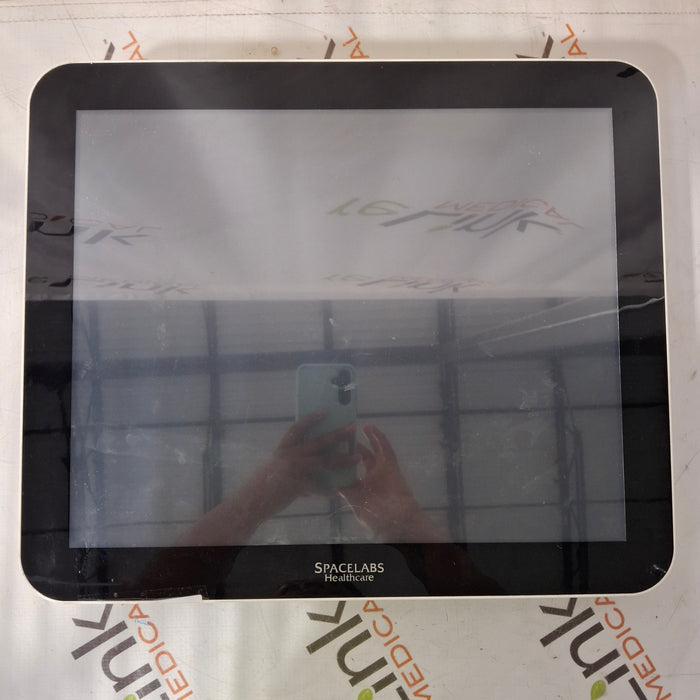 Spacelabs Healthcare Xprezzon 94267 Opt-19 Patient Monitor