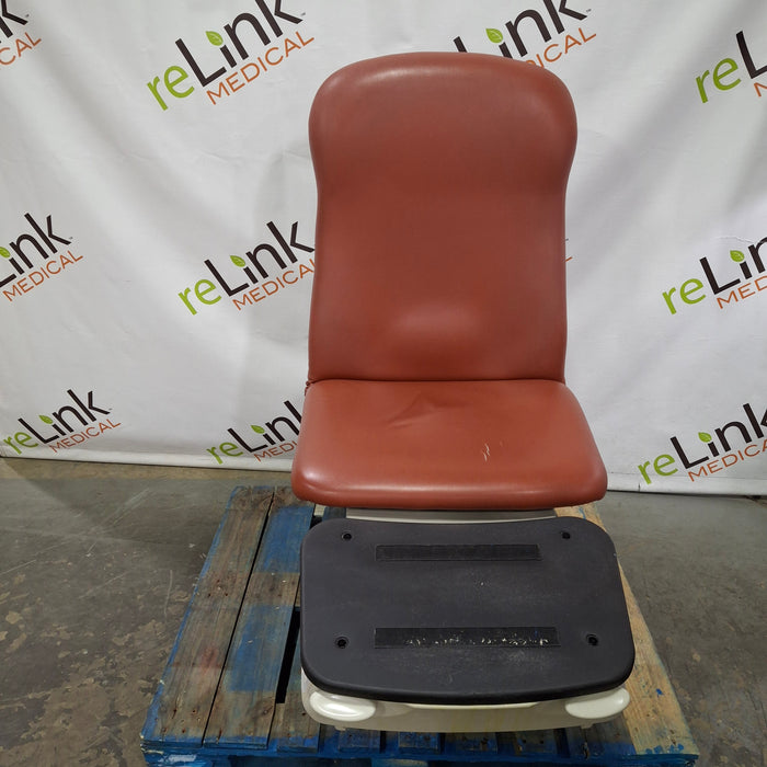Midmark 646 Barrier-Free Podiatry Chair
