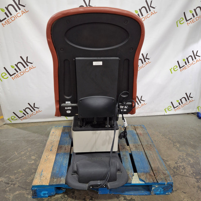 Midmark 646 Barrier-Free Podiatry Chair