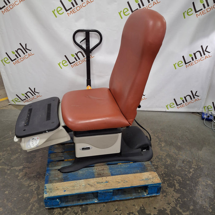 Midmark 646 Barrier-Free Podiatry Chair