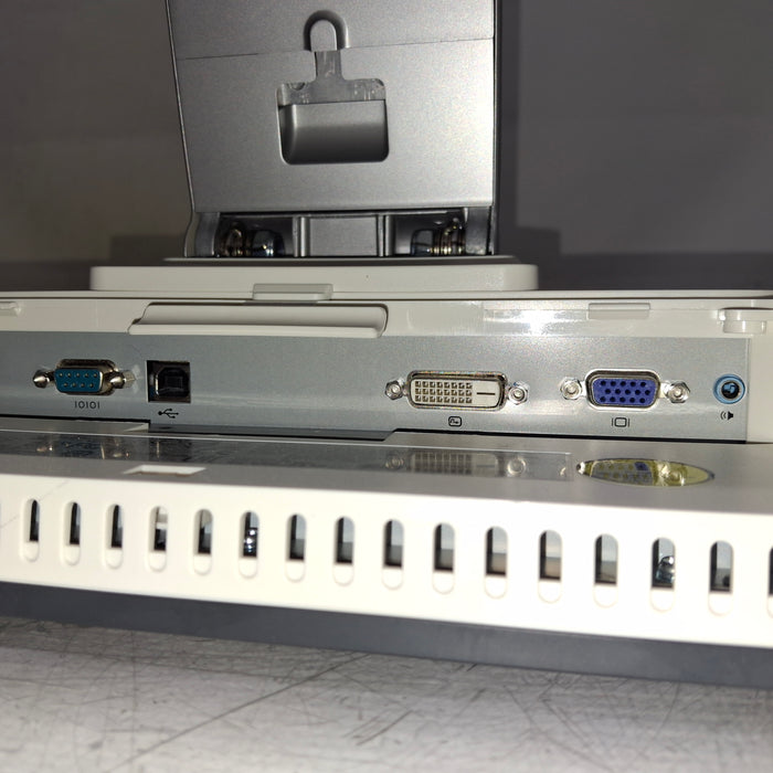 Philips Philips ELO 24" ET2401L Display Monitor Patient Monitors reLink Medical