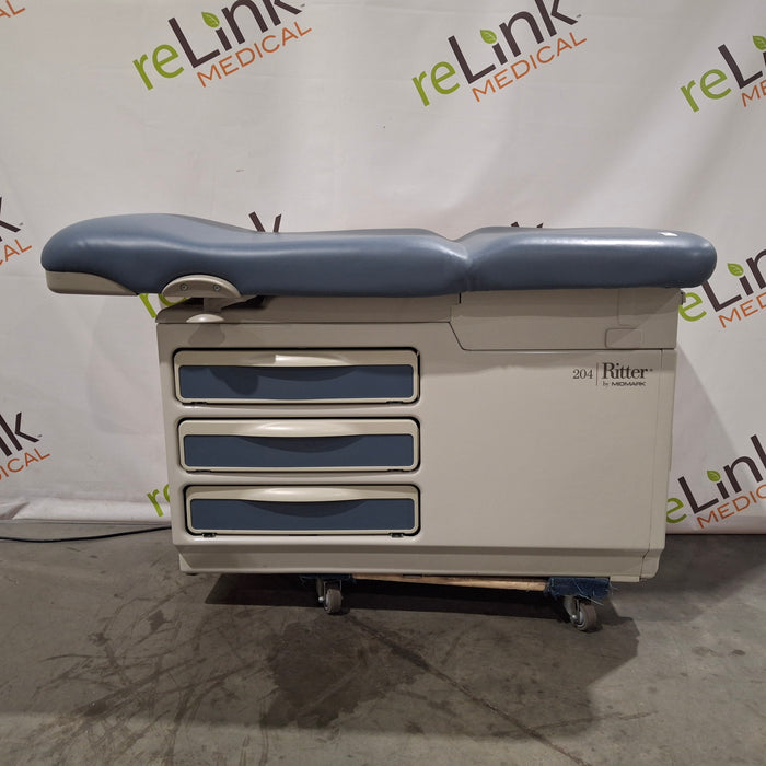 Midmark Midmark 204 Exam Table Exam Chairs / Tables reLink Medical