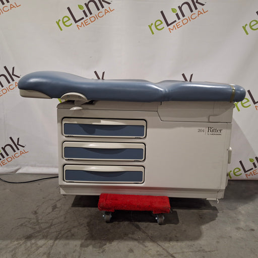 Midmark Midmark 204 Exam Table Exam Chairs / Tables reLink Medical