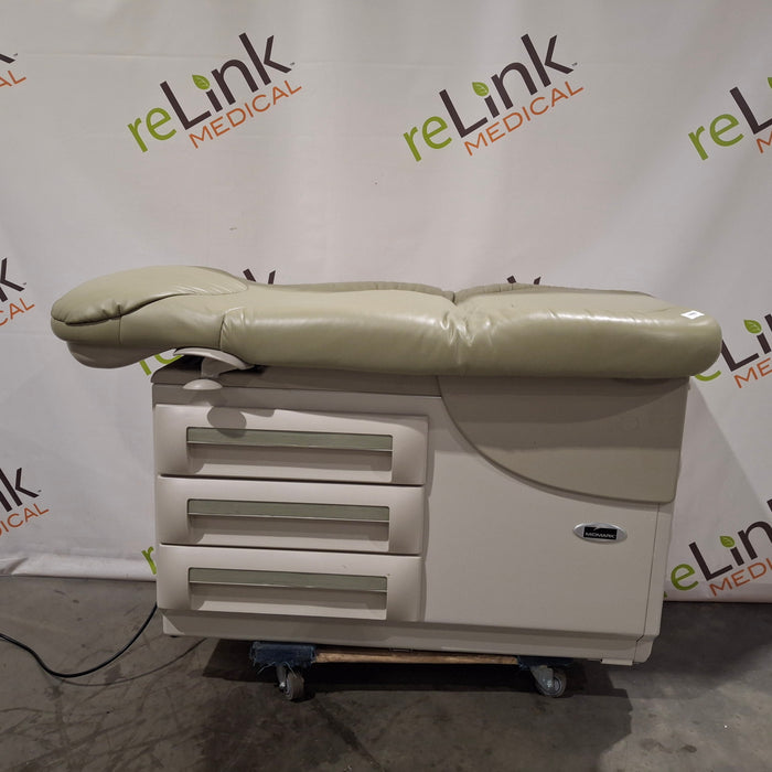 Midmark Midmark 604 Manual Examination Table Exam Chairs / Tables reLink Medical