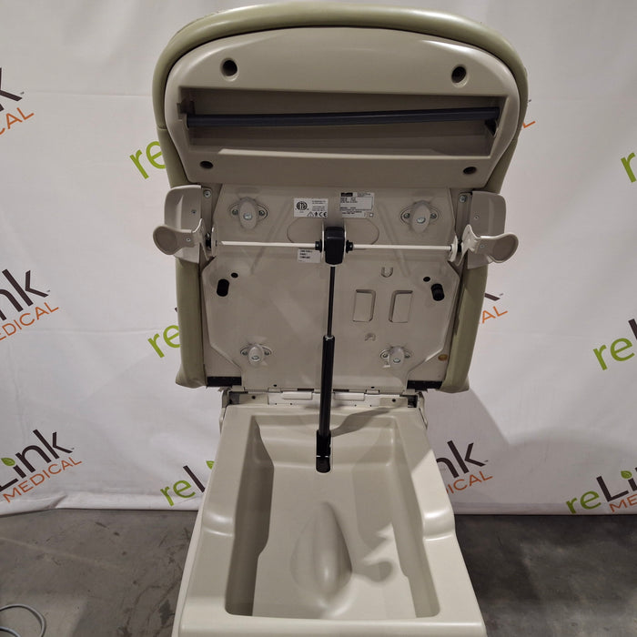Midmark Midmark 604 Manual Examination Table Exam Chairs / Tables reLink Medical