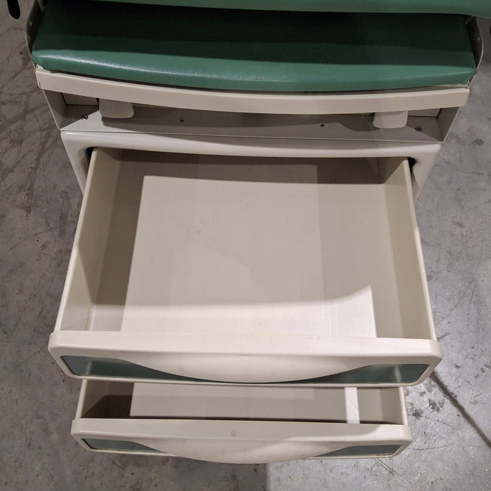 Midmark 204 Exam Table