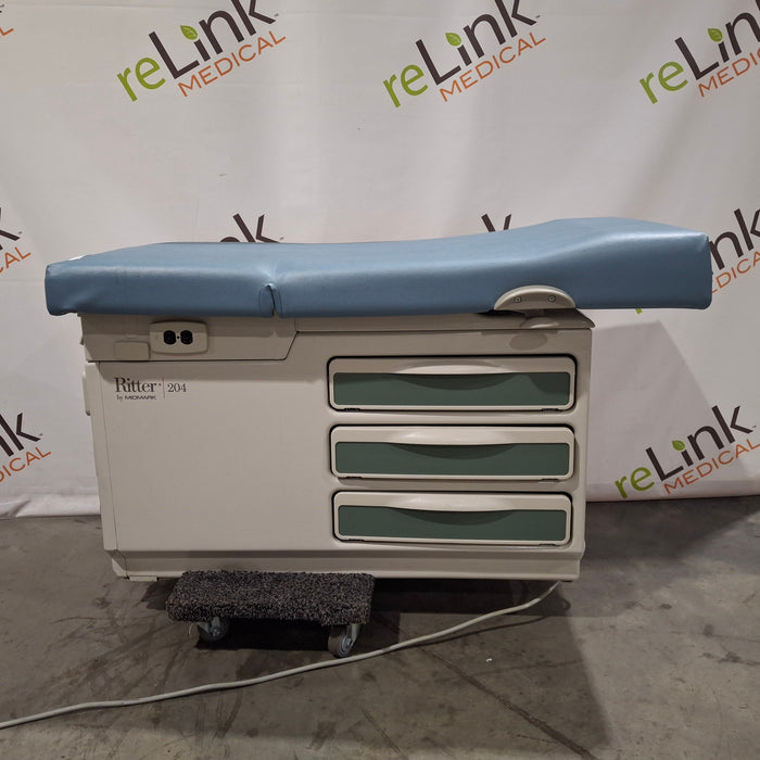Midmark Midmark 204 Exam Table Exam Chairs / Tables reLink Medical