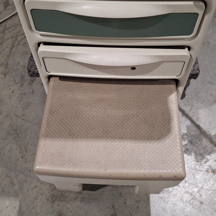 Midmark Midmark 204 Exam Table Exam Chairs / Tables reLink Medical