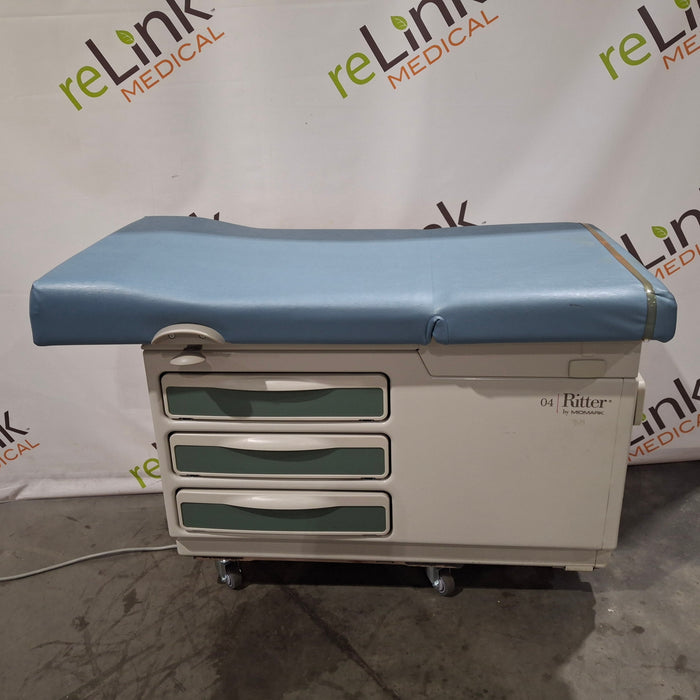 Midmark 204 Exam Table