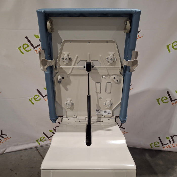 Midmark 204 Exam Table