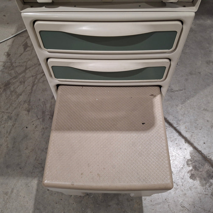 Midmark 204 Exam Table