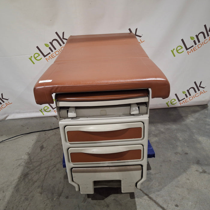 Midmark Midmark 204 Exam Table Exam Chairs / Tables reLink Medical