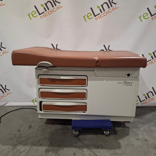 Midmark Midmark 204 Exam Table Exam Chairs / Tables reLink Medical