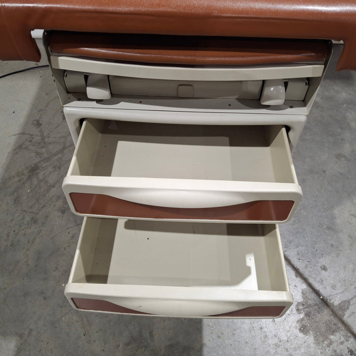 Midmark Midmark 204 Exam Table Exam Chairs / Tables reLink Medical