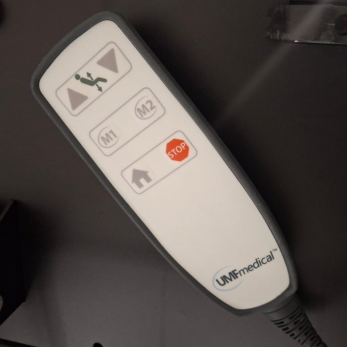 UMF Medical 4070 Power Exam Chair