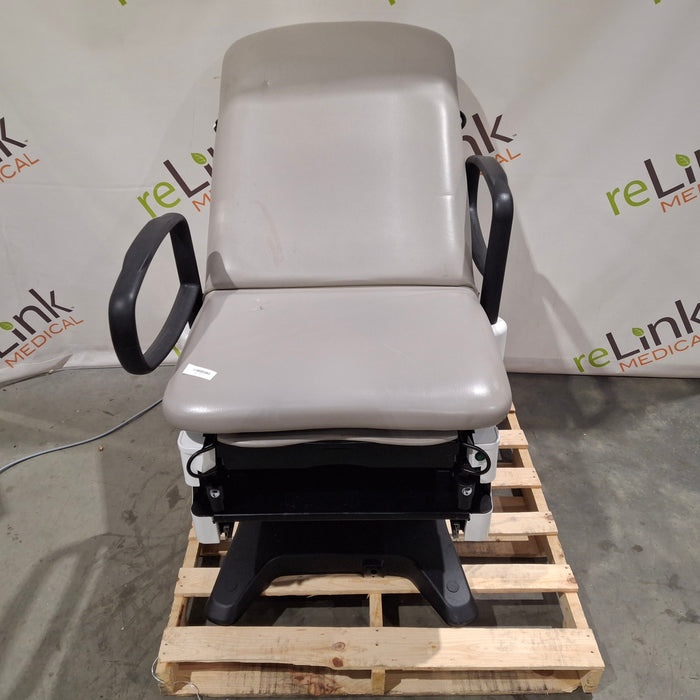 UMF Medical 4070 Power Exam Chair