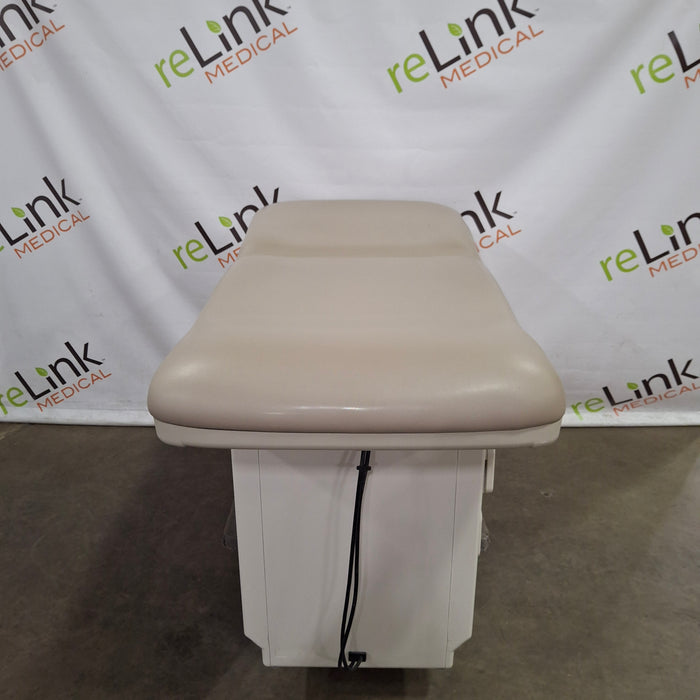 Midmark Midmark 204 Exam Table Exam Chairs / Tables reLink Medical