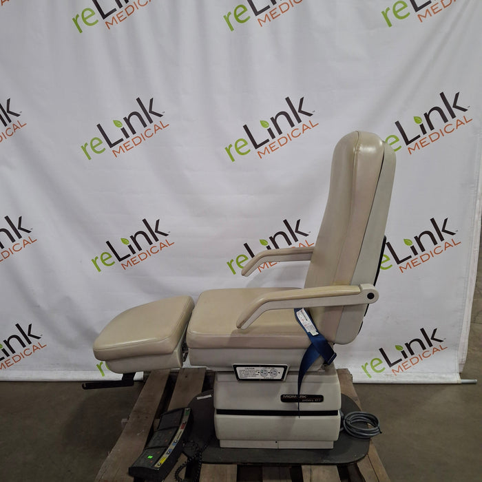 Midmark Midmark 417 Podiatry Power Chair Exam Chairs / Tables reLink Medical