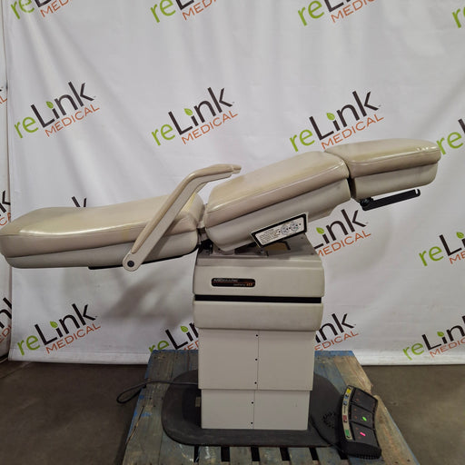 Midmark Midmark 417 Podiatry Power Chair Exam Chairs / Tables reLink Medical