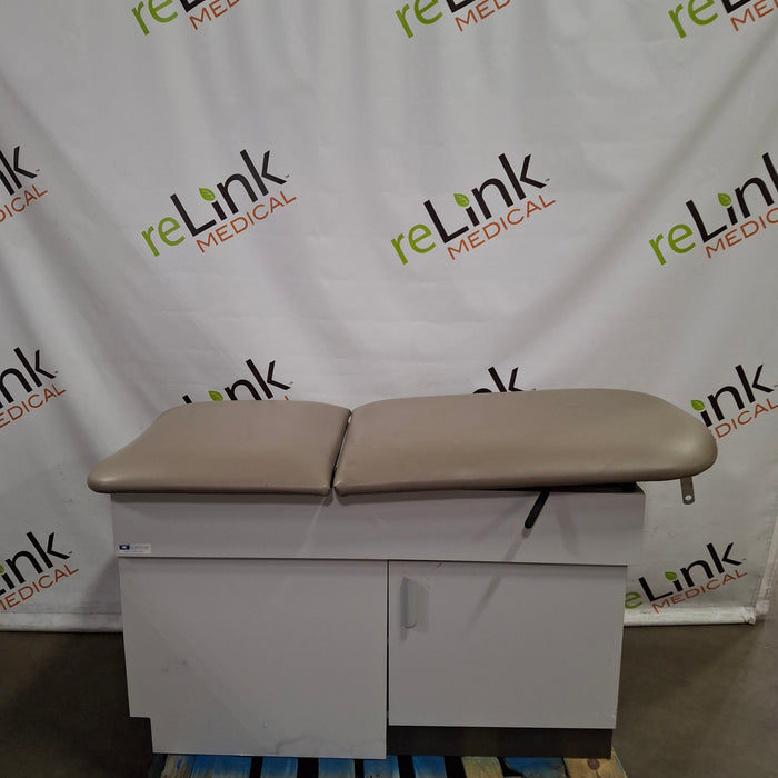 Clinton Industries Clinton Industries Family Practices Manual Exam Table Exam Chairs / Tables reLink Medical
