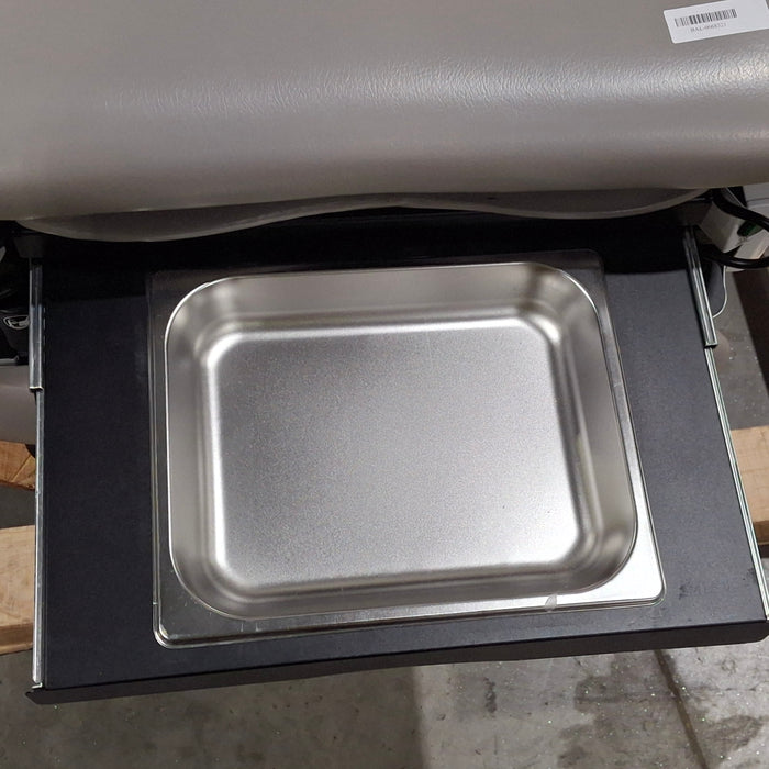 UMF Medical 4070 Power Exam Chair