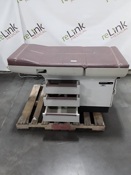 Midmark Midmark 404 Exam Table Exam Chairs / Tables reLink Medical